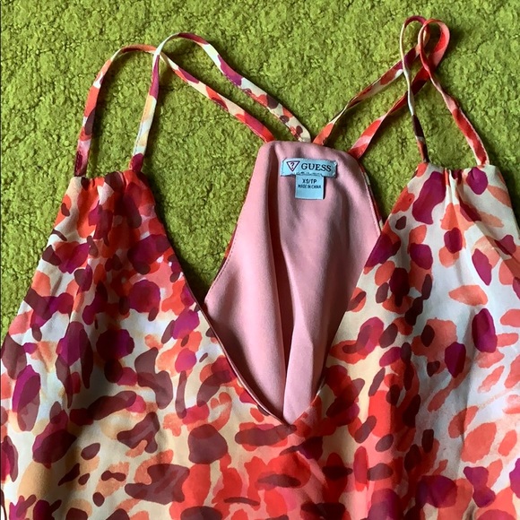 Guess tank top - Picture 2 of 3